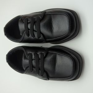 Max + Jake toddler boy dress shoe